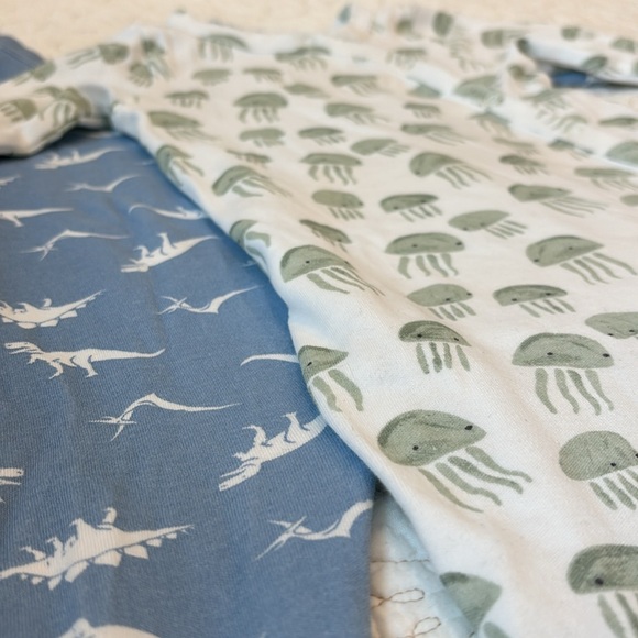 Set of 2 Nordstrom 6M Baby Snap Cotton Footie Pajamas Dino & Jellyfish Prints - Picture 3 of 5